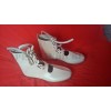 Roman Calcie APX-311